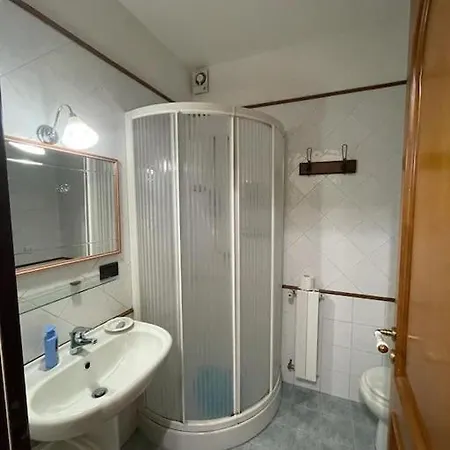 La Casa Nel Cortile * كاستلبونو
