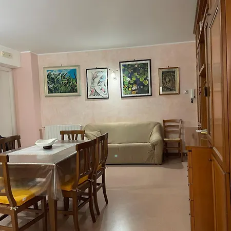 아파트 La Casa Nel Cortile *